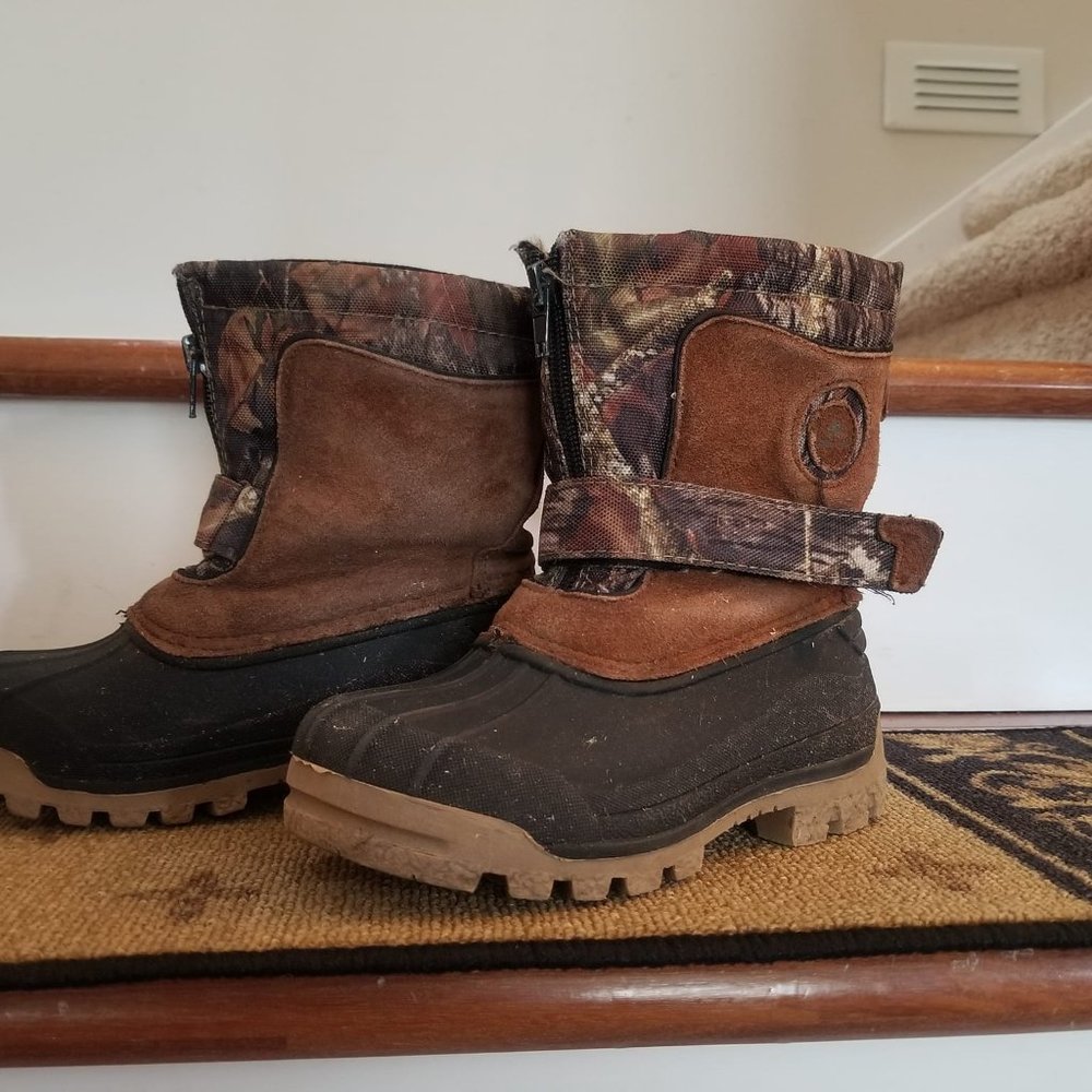 Ozark Trails Kid Winter Boots Size 11